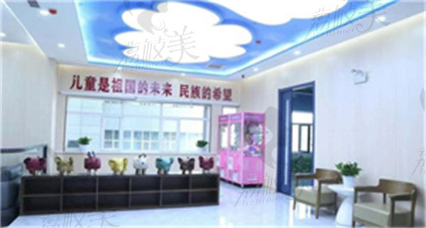 乌鲁木齐正博口腔李玉芳医生
