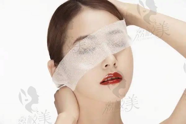長沙張嬌嬌修復(fù)雙眼皮多少錢