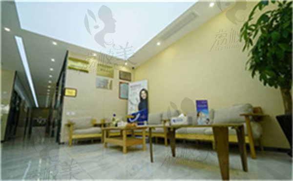 青岛恒志李沧口腔诊所王炳一医生