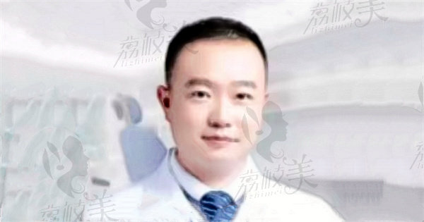 李辰