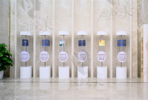 李世榮做男性生殖器延長(zhǎng)增粗手術(shù)費(fèi)用