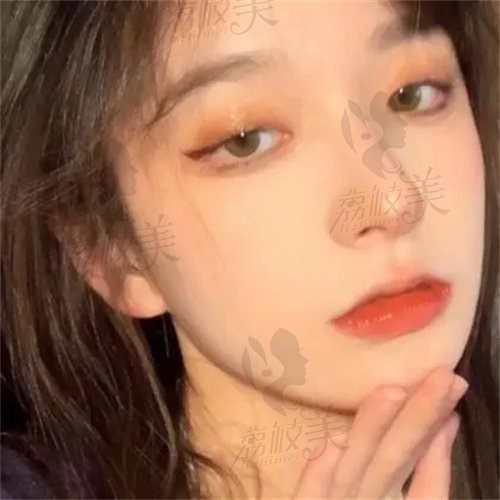 创意彩虹池