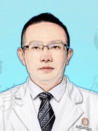 董强