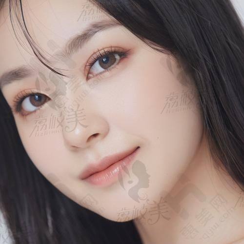 中山贝熙王牌医生:打造眼部奇迹