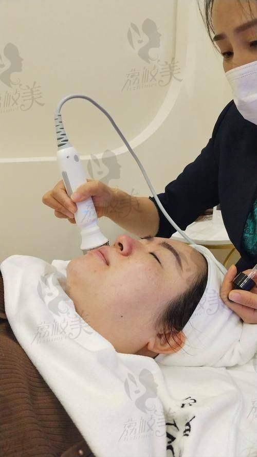 上海江城皮肤医院闵自强医生靠谱吗？从擅长领域到治疗效果，全方位解析其可信度