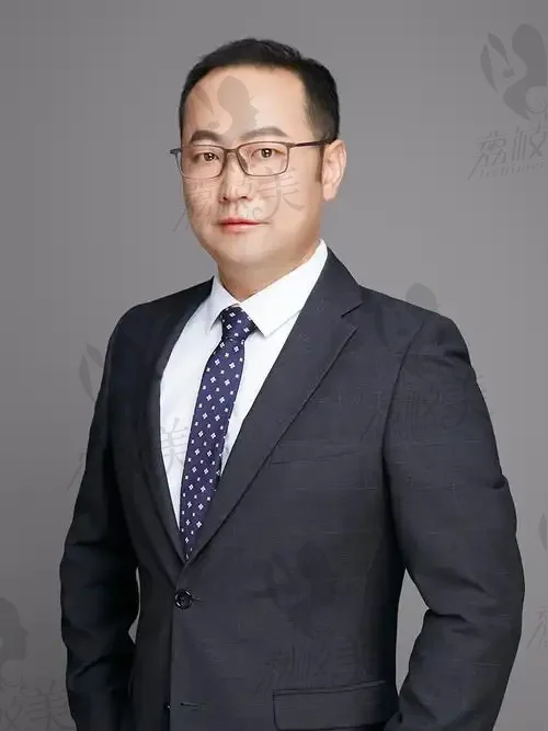 殷初阳