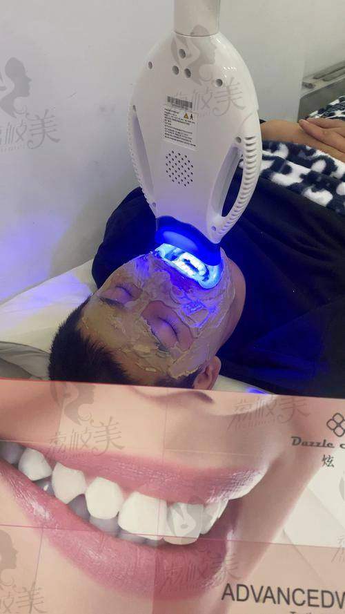 轻松Get明星同款闪亮笑容