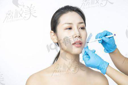 沈阳元辰陈军做自体脂肪填充 + 除皱组合技术优势